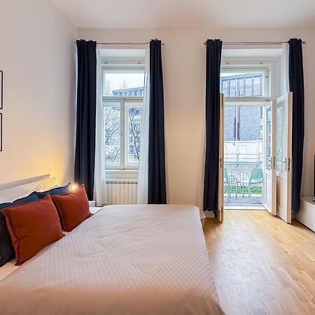 Turnkey I Wenceslas Square Apartments Прага Экстерьер фото