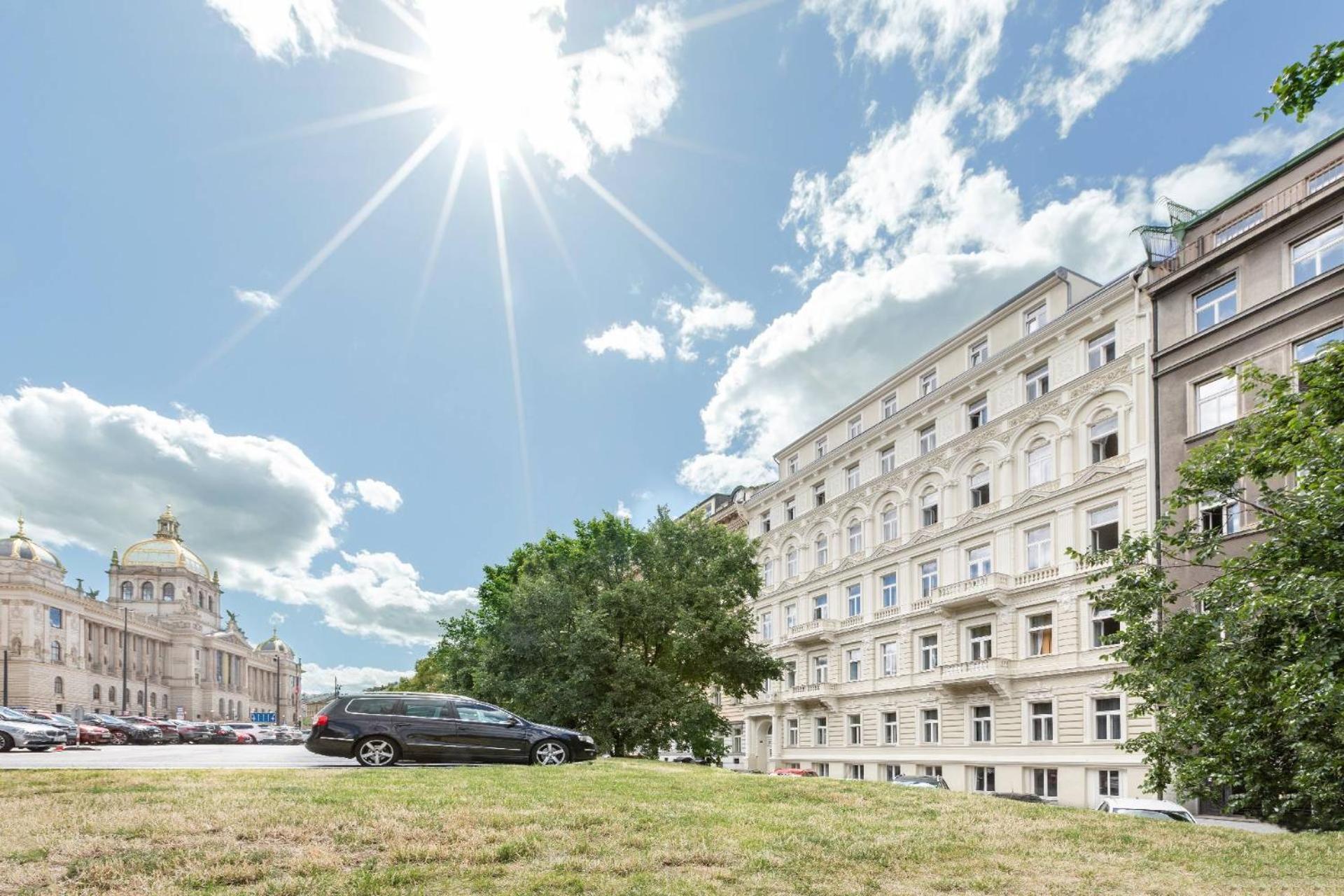 Turnkey I Wenceslas Square Apartments Прага Экстерьер фото