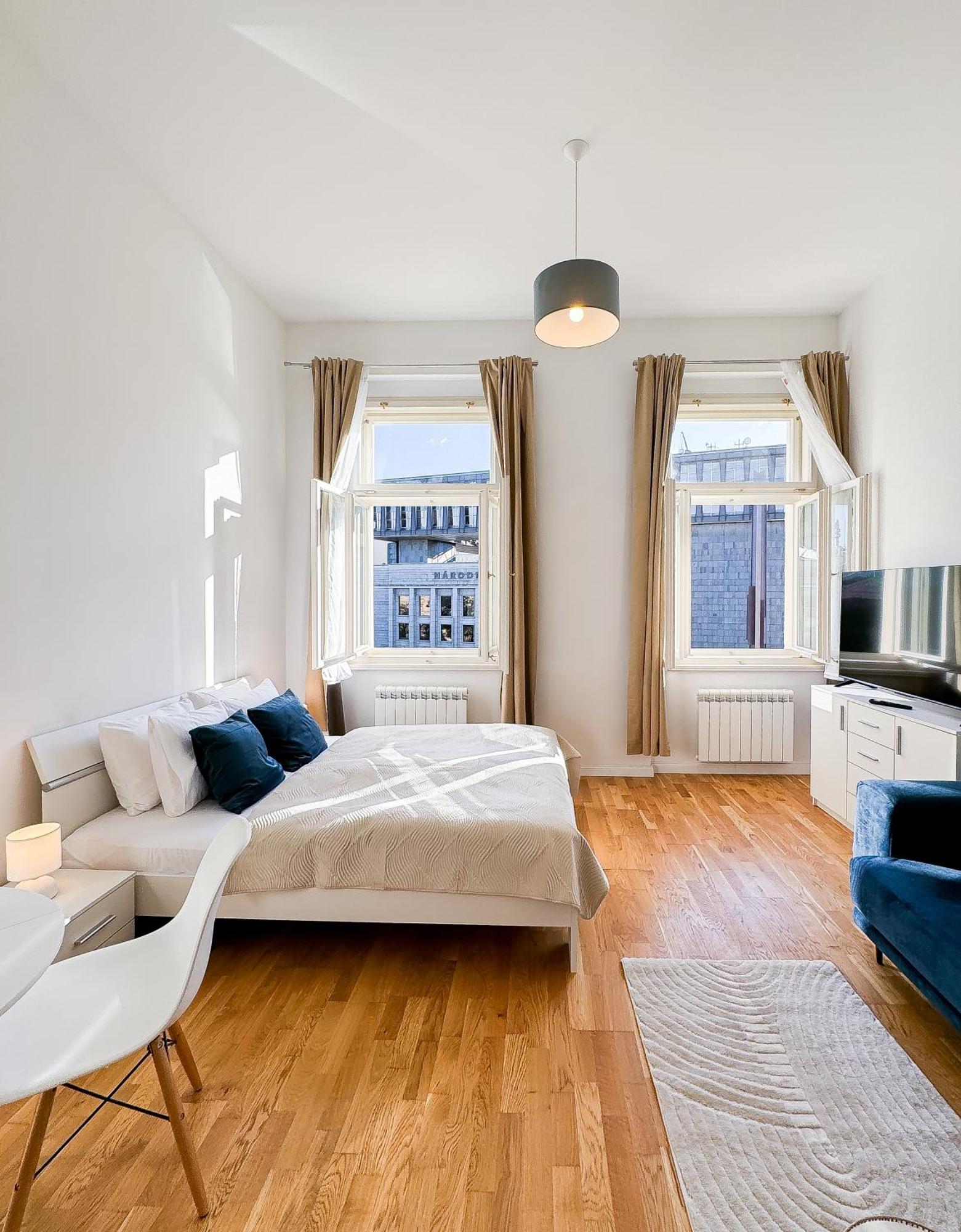 Turnkey I Wenceslas Square Apartments Прага Экстерьер фото