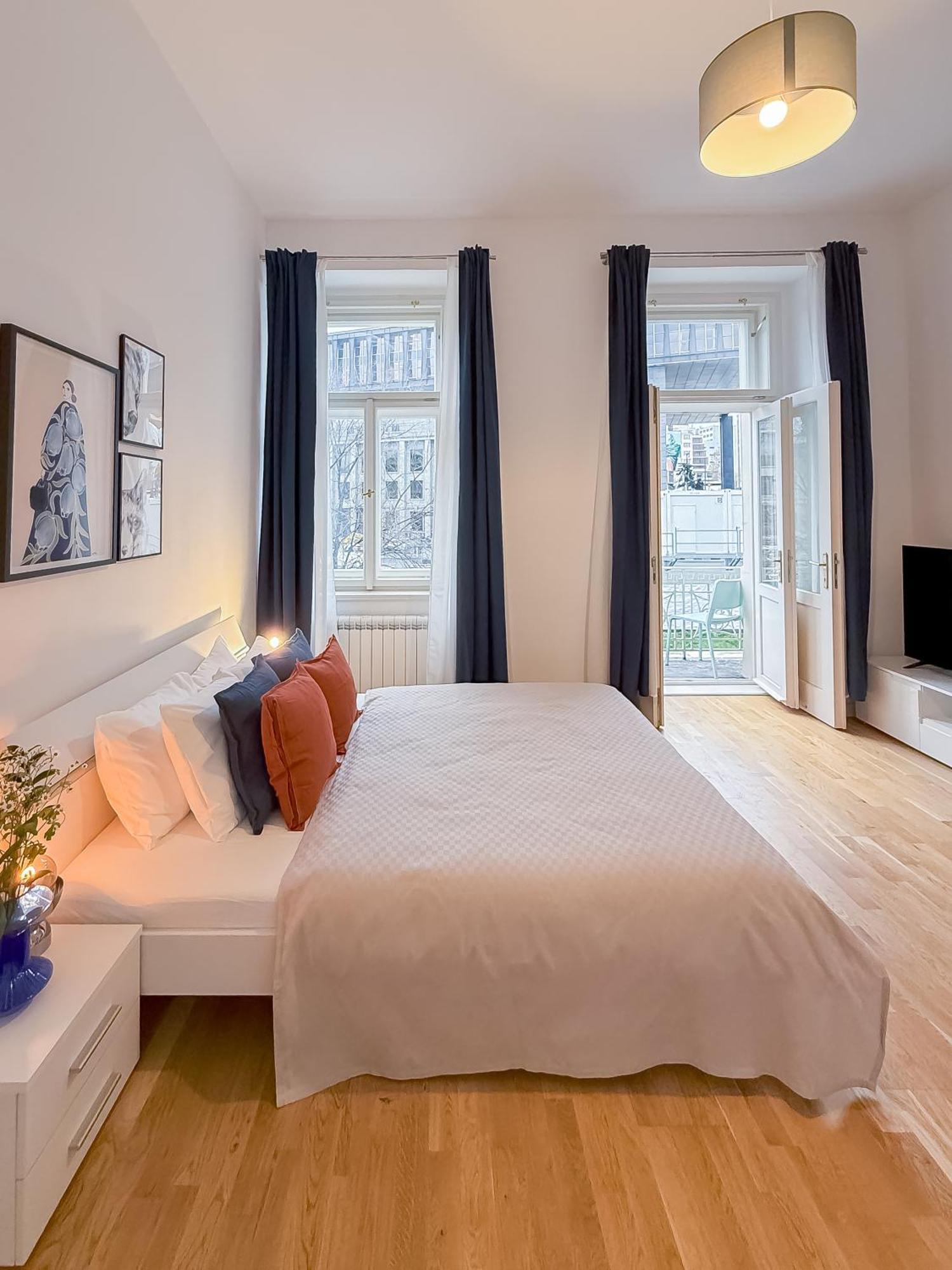 Turnkey I Wenceslas Square Apartments Прага Экстерьер фото