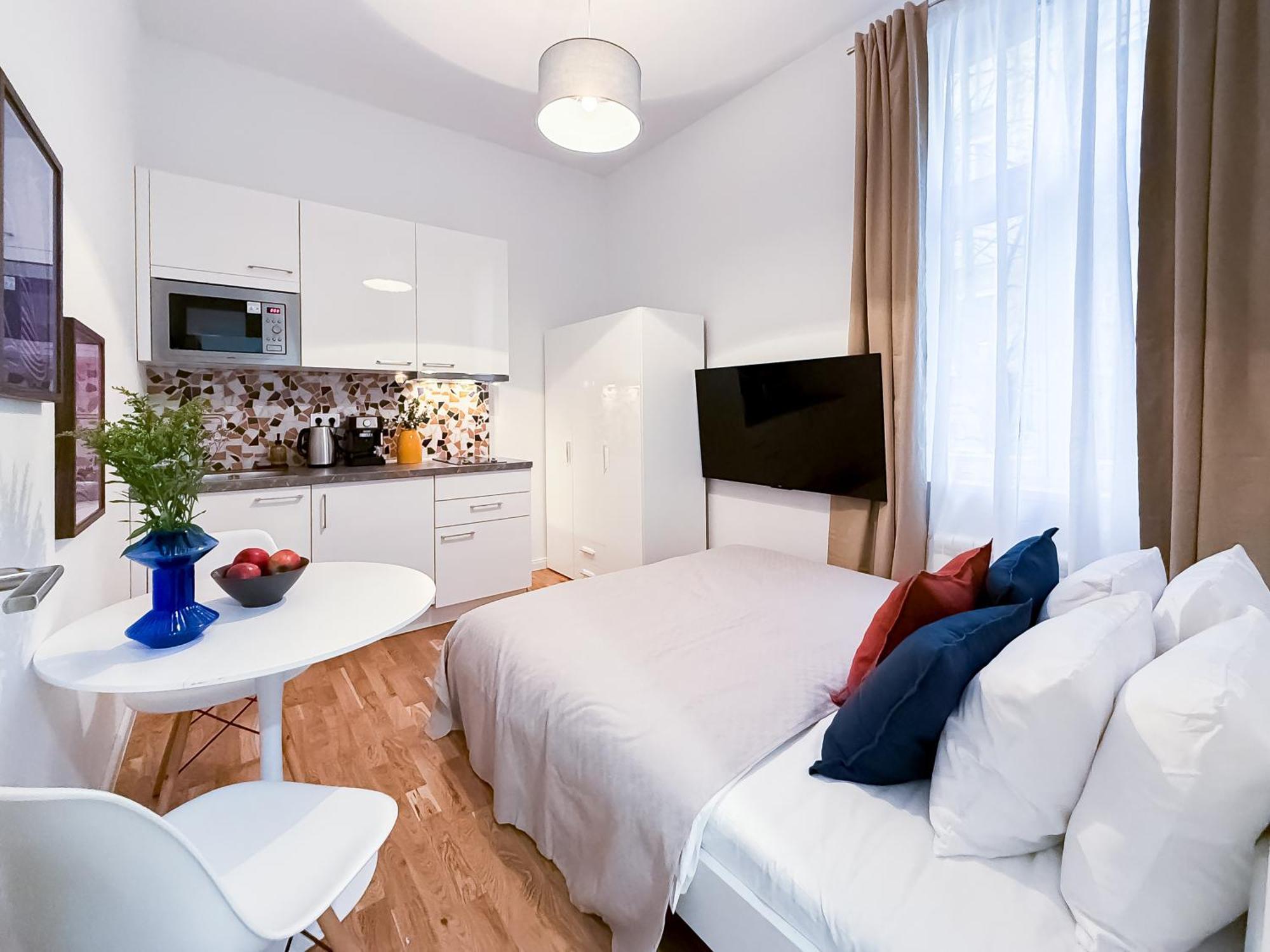 Turnkey I Wenceslas Square Apartments Прага Экстерьер фото