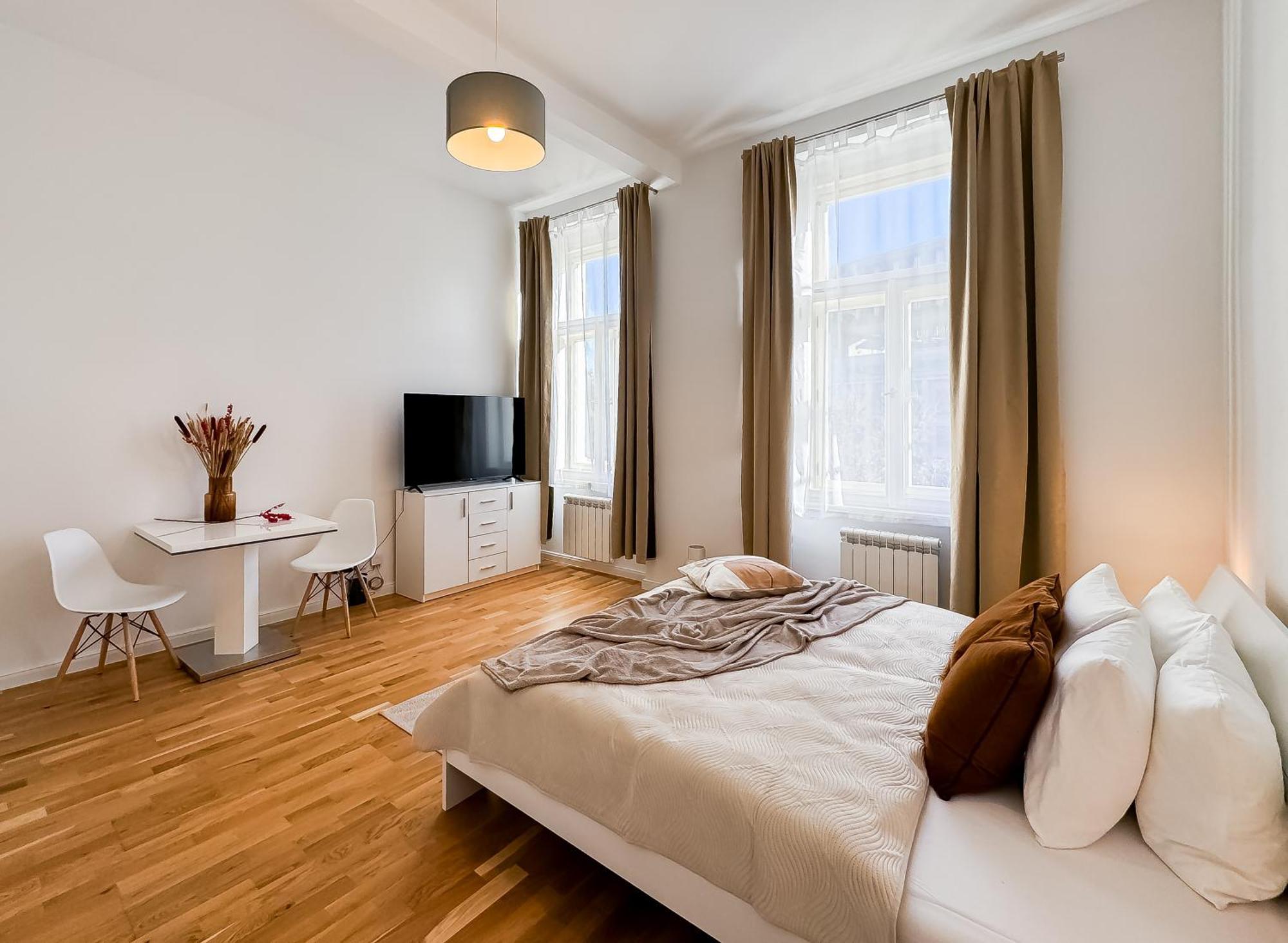 Turnkey I Wenceslas Square Apartments Прага Экстерьер фото